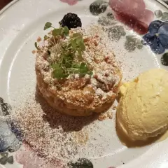 Gdzie zjeść w Bratysławie? Odkryj najlepsze lokale i smaki