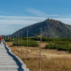Ile km ma niebieski szlak na Śnieżkę? Odkryj jego tajemnice i trudności