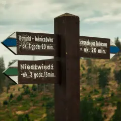 Co znaczą kolory szlaków górskich w Tatrach i jak je odczytać