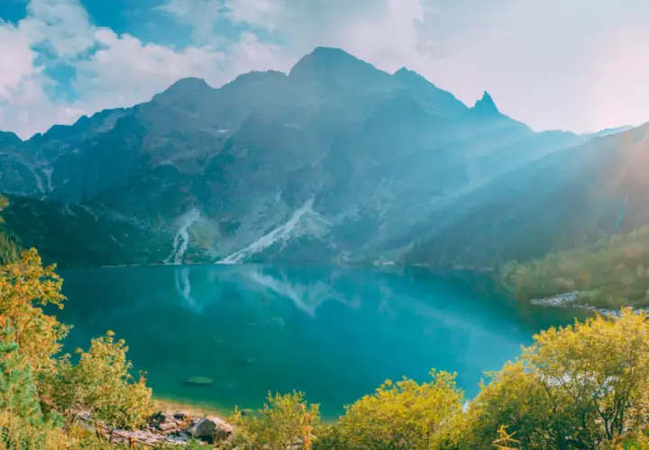 Morskie Oko szlak ile km? Poznaj długość trasy i trudności szlaku