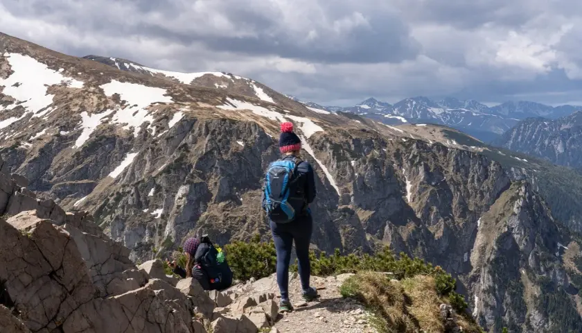 Gdzie leży Giewont? Odkryj jego tajemnice i znaczenie w Tatrach